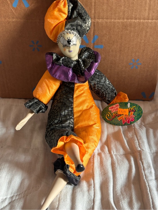 Sugar Loaf Other - Sugar Loaf Classiques Toys Halloween Jester Bat Figure Doll.